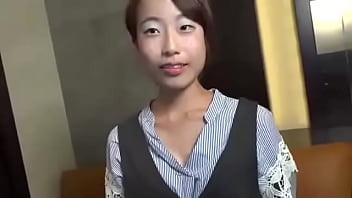 ガリガリスレンダー美乳の完全素人ブサカワ娘と援助交際ハメ撮りSEXする無修正